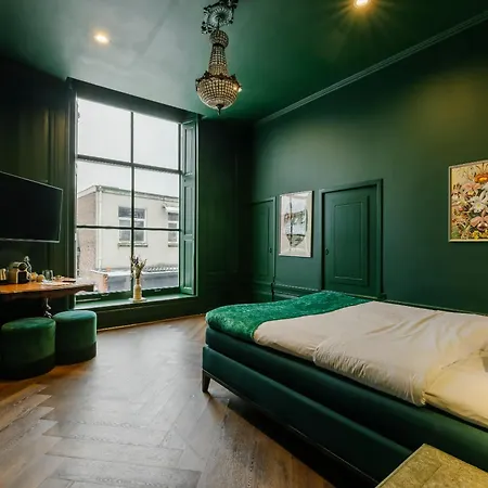 Hotel 1635-2